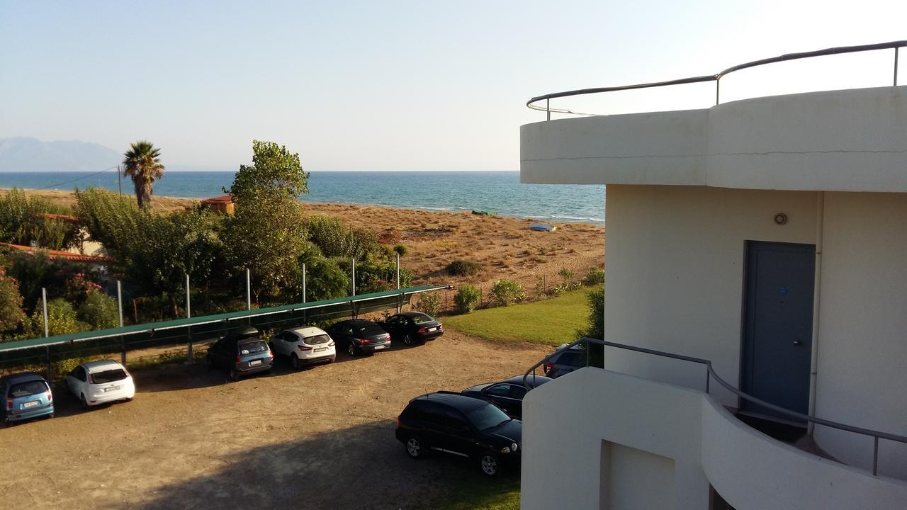 זכארו Ostria Hotel Kakovatos Beach מראה חיצוני תמונה