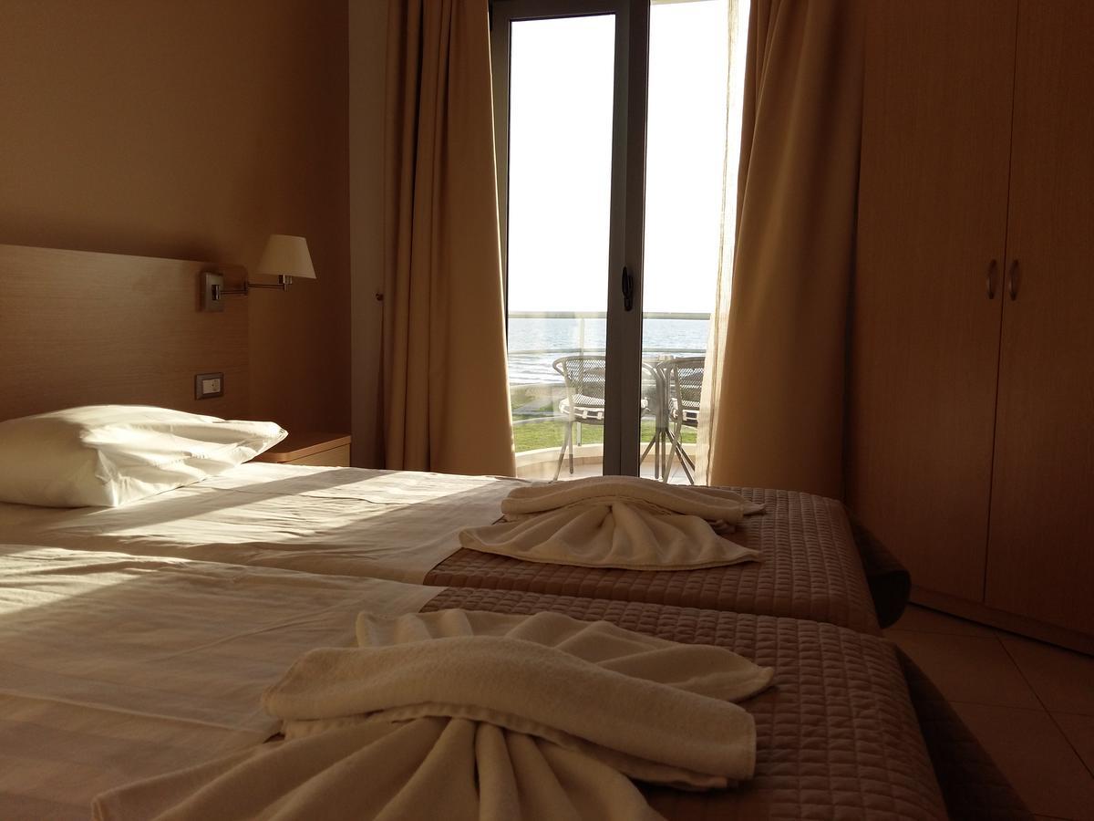 זכארו Ostria Hotel Kakovatos Beach מראה חיצוני תמונה