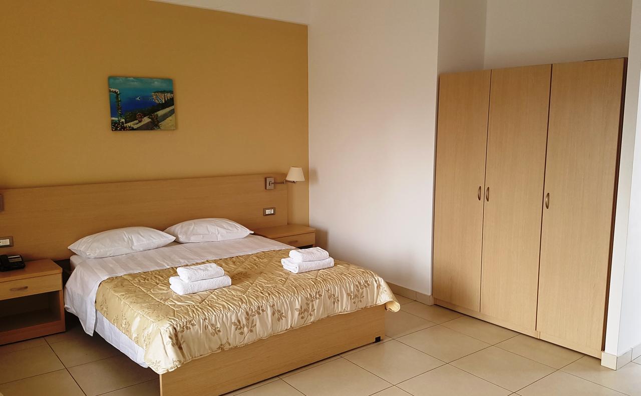 זכארו Ostria Hotel Kakovatos Beach מראה חיצוני תמונה